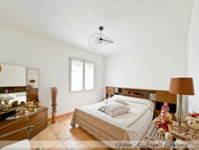 Maison à vendre Saint-Xandre (17) 5 pièces, plain-pied, 120m2, garage, jardin et grenier