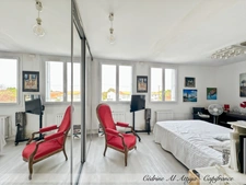 LA ROCHELLE, Appartement à vendre 3 pièces de 64m2, 1er étage, cave et parking