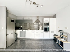 Maison à vendre à LA ROCHELLE, 4 pièces, 107m2 avec patio et cave