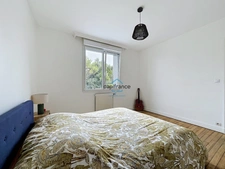 Maison de 165m2 entièrement rénovée avec jardin, garage