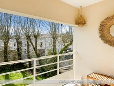 2-room apartment for sale, 35m2, on the 1st floor with elevator, loggia, parking and bicycle storage