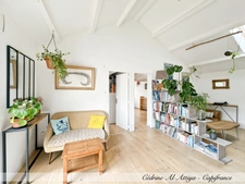 Maison à vendre à La Rochelle, 135 m² de plain-pied, avec jardin, garage et cave.