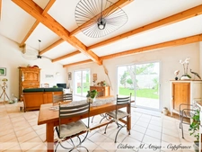 Maison à vendre Saint-Xandre (17) 5 pièces, plain-pied, 120m2, garage, jardin et grenier