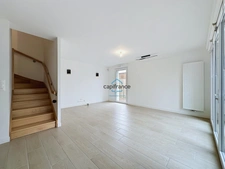 À vendre à La Rochelle, Maison récente de 88m² avec 3 chambres, jardin et double garage