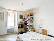Townhouse for sale, La Rochelle, 72m2 with private terrace.