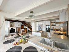 Propriété à vendre 318m2 habitables, 11 pièces, 7 chambres, parcelle de 1700m2 environ, jardin, garage, piscine, dépendances