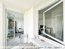 La Rochelle, 3-room apartment for sale, 66m2, 1st floor, elevator, loggia, garage