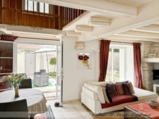 Propriété à vendre 318m2 habitables, 11 pièces, 7 chambres, parcelle de 1700m2 environ, jardin, garage, piscine, dépendances