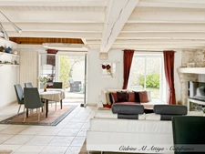 Propriété à vendre 318m2 habitables, 11 pièces, 7 chambres, parcelle de 1700m2 environ, jardin, garage, piscine, dépendances