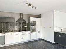 Maison à vendre à LA ROCHELLE, 4 pièces, 107m2 avec cour, dépendance et cave