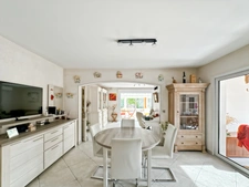 PÉRIGNY, maison à vendre 170m2, 5 chambres, jardin, garage, cave et piscine