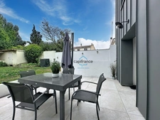 Maison de 165m2 entièrement rénovée avec jardin, garage