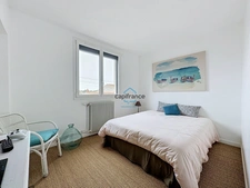 Maison de 165m2 entièrement rénovée avec jardin, garage