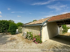 Propriété à vendre 318m2 habitables, 11 pièces, 7 chambres, parcelle de 1700m2 environ, jardin, garage, piscine, dépendances