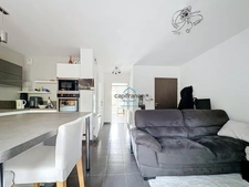 L'HOUMEAU, Appartement à vendre 2 pièces 47m2, rez-de-chaussée avec jardin, parking