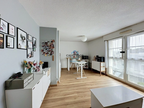 LA ROCHELLE, quartier des Minimes, Appartement à vendre 2 pièces 42m2 dernier étage, ascenseur, parking