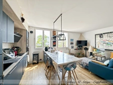 LA ROCHELLE, Appartement à vendre 3 pièces de 64m2, 1er étage, cave et parking