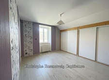 6-room house of 140 m2 plus annex of 55 m2