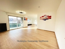 Architect-designed house with great potential – 249 m² of living space on 8 ares of land
