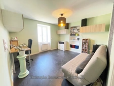 6-room house of 140 m2 plus annex of 55 m2