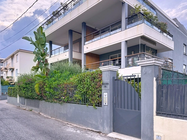 Appartement à vendre 3 pièces d'angle