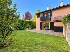 Maison à vendre 5 pièces  (01)