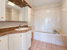 Appartement à vendre 5 pièces DIVONNE LES BAINS (01)