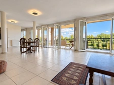Appartement à vendre 5 pièces DIVONNE LES BAINS (01)