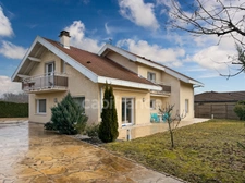 Maison à vendre 8 pièces PREVESSIN MOENS (01)