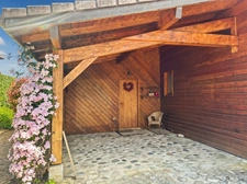 Saint-Genis-Pouilly, Pregnin - Exclusive listing - Architect-designed house - Full-height veranda - 220m² of living space - Rental income (1-bedroom apartment: 48m²) - Garage - Carport - 3 terraces - 