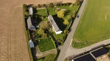 Ensemble immobilier de 2 maisons avec 8 chambres et 327 m2 à 15 mn d'Evreux
