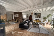 Maison de caractère rénovée 272 m² – 1h de Paris – Proche Dreux – Suite parentale d’exception – Terrain 2100 m² – Accès rapide N12