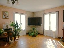 Maison familiale de 5 pièces – 118 m² habitables – Jardin de 2200 m² proche de Lorris