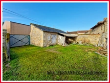 Dpt Vienne (86), à vendre SAMMARCOLES maison P3 de 77m²  - Terrain de 2600m²  