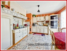 Dpt Vienne (86), à vendre CHATELLERAULT Maison P5 de 122.32m² - Terrain de 2305m²