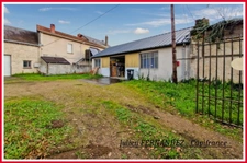 Dpt Vienne (86), à vendre CHÂTELLERAULT local/entrepôt/bureau de plain pied de 240m² - Terrain de 413m²