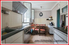 Dpt Vienne (86), à vendre CHÂTELLERAULT maison P8 de 140m² - Terrain de 872m²
