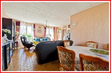 Dpt Vienne (86), à vendre CHÂTELLERAULT Maison P8 de 175m² - Terrain de 1054m²