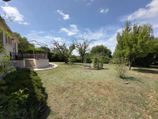 SAUMUR, Saint Hilaire-Saint Florent, Maison de 100m² avec jardin et garage.