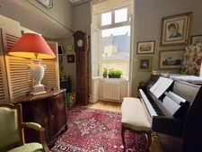 SAUMUR Historic City Center, 100m from Place Saint Pierre, 1-bedroom apartment (possibility of 2 bedrooms)