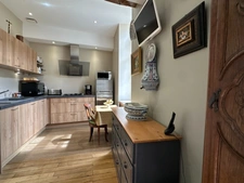 SAUMUR Historic City Center, 100m from Place Saint Pierre, 1-bedroom apartment (possibility of 2 bedrooms)