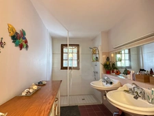 VARENNES SUR LOIRE, Longère 3 chambres sur jardin de 1280m²