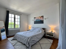 Ultra-centre Saumur, face Loire, Maison de ville sans extérieur de 100m2