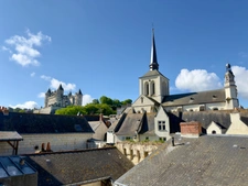RARE SAUMUR CENTRE-VILLE, Appartement de 100m² face Loire dans un immeuble remarquable