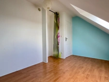 SAUMUR, Proche Nantilly, Maison 3 chambres + bureau de 115m² avec jardin et garage.