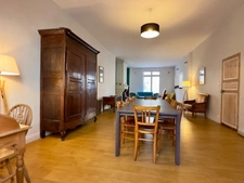 SAUMUR Ultra-centre, Maison de ville de 285m² avec grande terrasse de 40m²