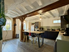 SAUMUR AGGLO, Saint Hilaire-Saint Florent, Renovated tuffeau house with enclosed 60m² garden