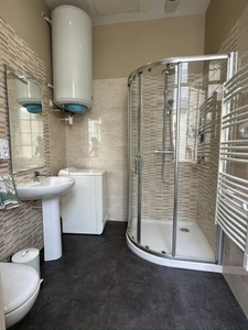SAUMUR Historic City Center, 100m from Place Saint Pierre, 1-bedroom apartment (possibility of 2 bedrooms)