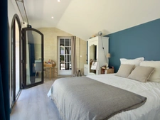 VARENNES SUR LOIRE, Longère rénovée de 134m² habitables / 151m² utiles avec garage et jardin