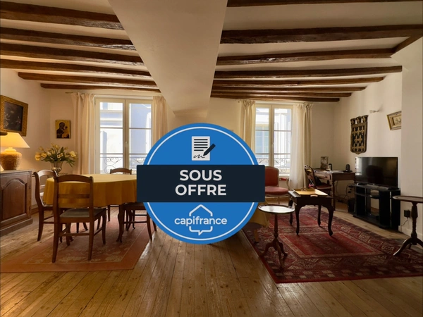 HYPER-CENTRE SAUMUR, Appartement de duplex 4 chambres de 95m²